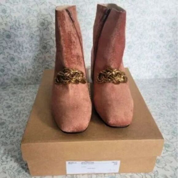 NIB Anthropologie Stevie Velvet Ankle Boots | 39 / 8.5 - Picture 6 of 6